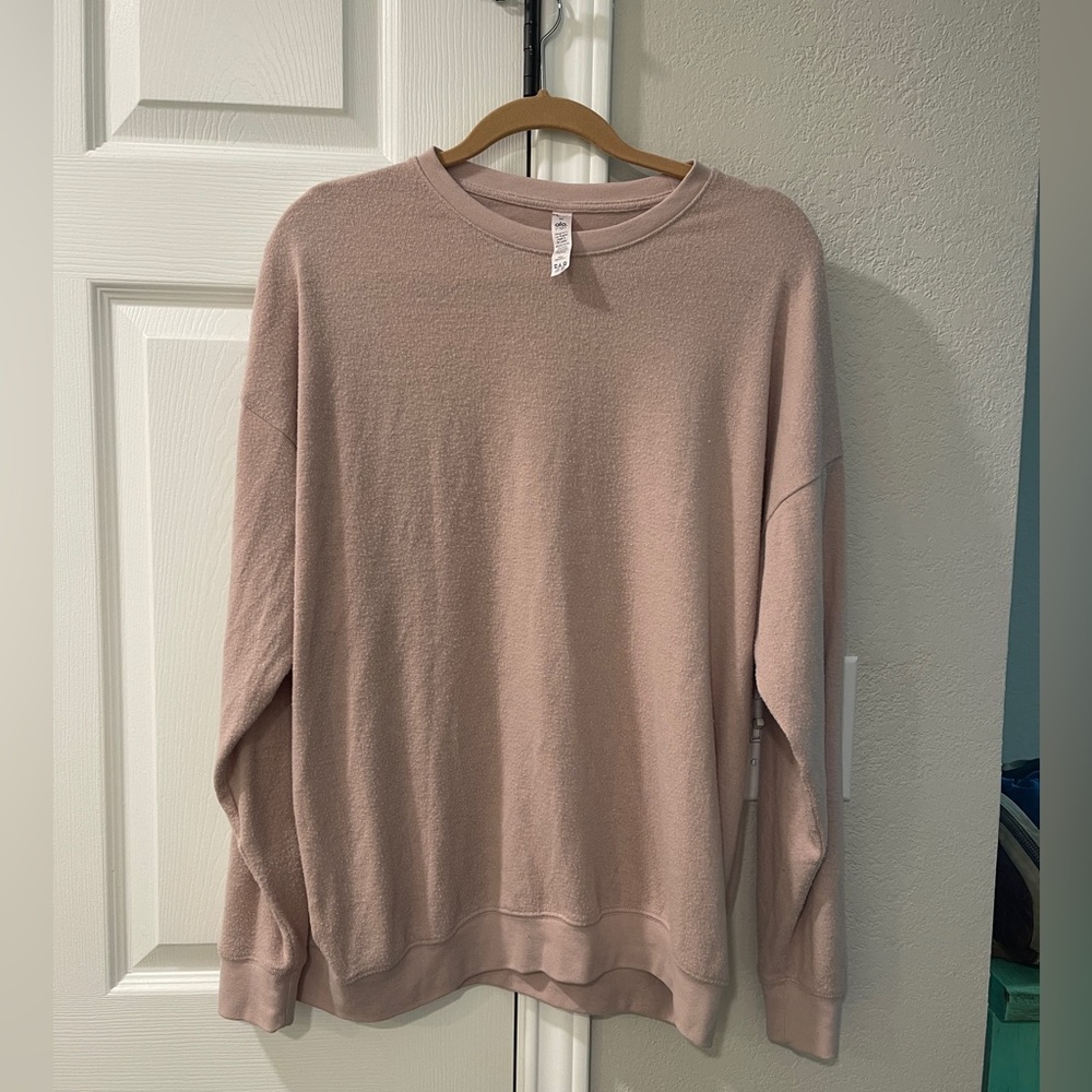 Alo Yoga Soho Pullover